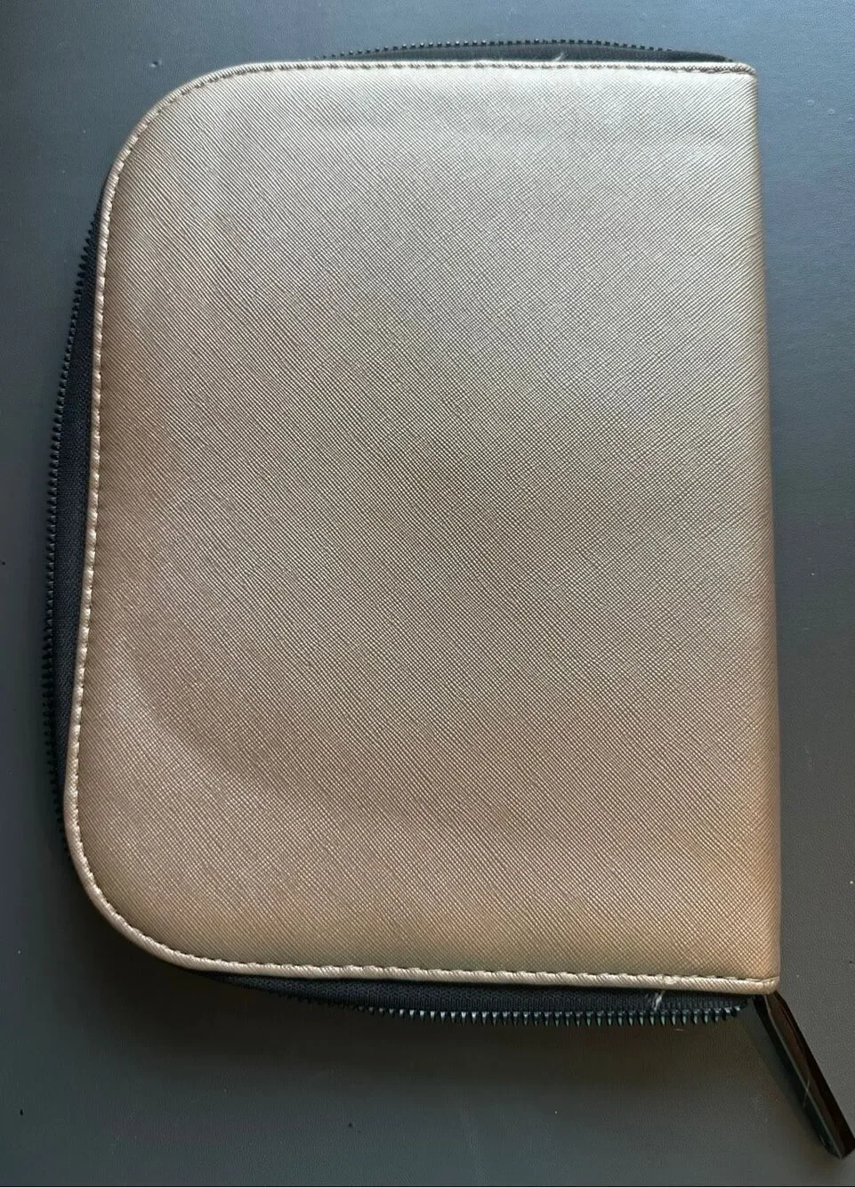 Halston Vintage Jewelry Case Gold New no tags